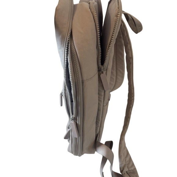 Rachel Zoe Lightweight Nylon Backpack Travel School Bag Silver Gray - Picture 3 of 8